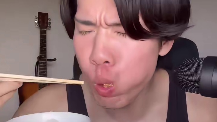 炸鸡配米饭好吃吗