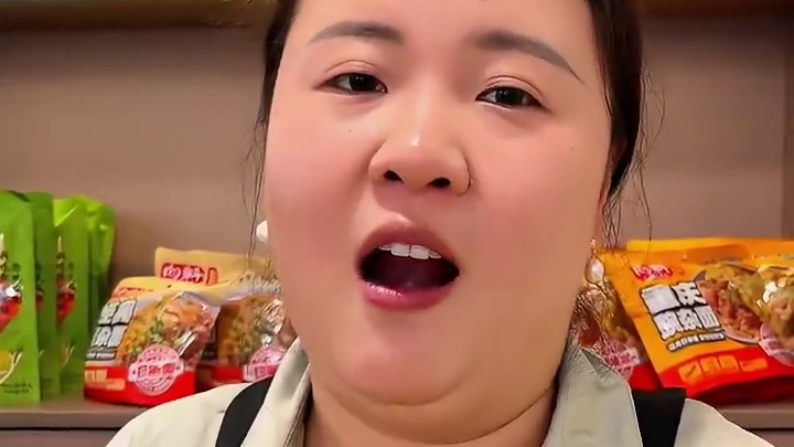 马上要到国庆了，欢迎大家来重庆耍，来不到重庆也可以把我们特色重庆小面调料带回家尝尝哦#美食 #调料 