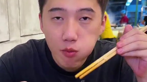 观音桥热油豆花，蒸菜凉菜都有，下饭不摆了 #国庆美食打卡 #吃货的国庆美食清单 #本地人爱吃的店 #