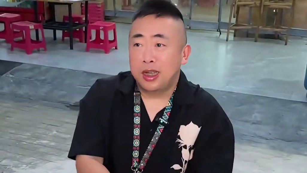 挑战五分钟吃完一个香辣卤羊头，全程一镜到底，精彩从43秒开始#武汉美食 #挑战 #麻辣羊头 #谁懂这