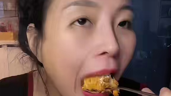 #谁懂这个视频对吃货的杀伤力 #吃货的世界唯有美食不可辜负 #深夜放毒系列之让你饿的睡不着 #好好吃