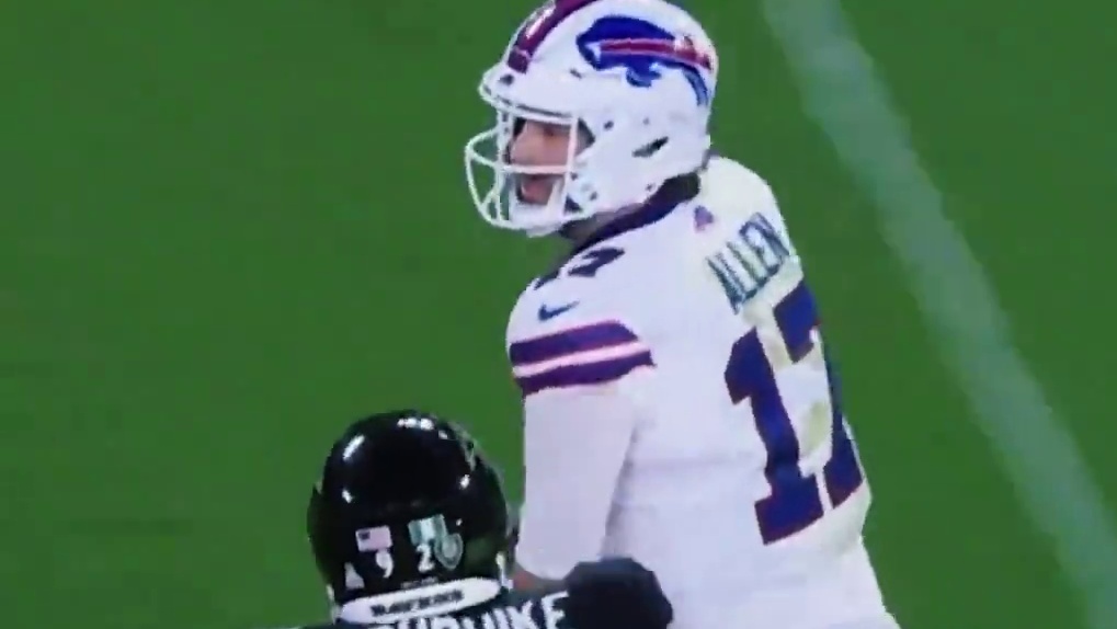 Josh allen52碼邊線長(zhǎng)傳！臂力怪！