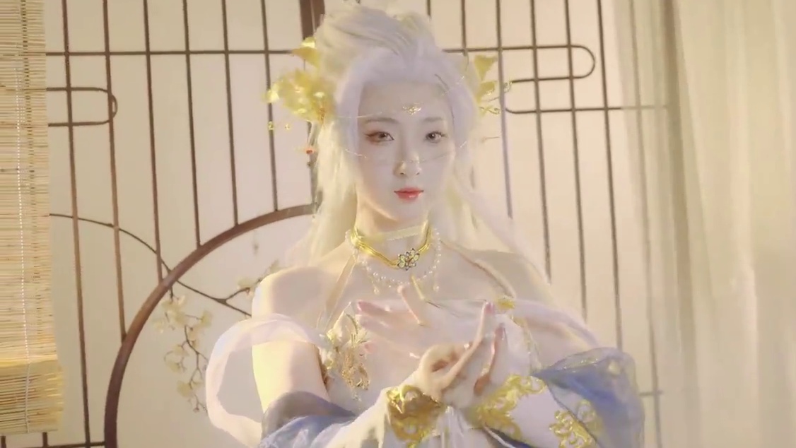 我愿以身化天地，守护后世苍生！ 【开天辟地】主题烛龙宝藏现已上线啦~来游戏GET同款时装吧！~#妄想