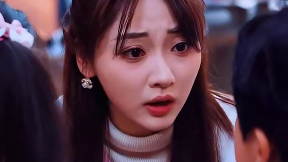 两岁半的龙凤胎出门找妈妈，却遇到刚上路的女司机 #因为一个片段看了整部剧 #火爆短剧来袭好看又上头的