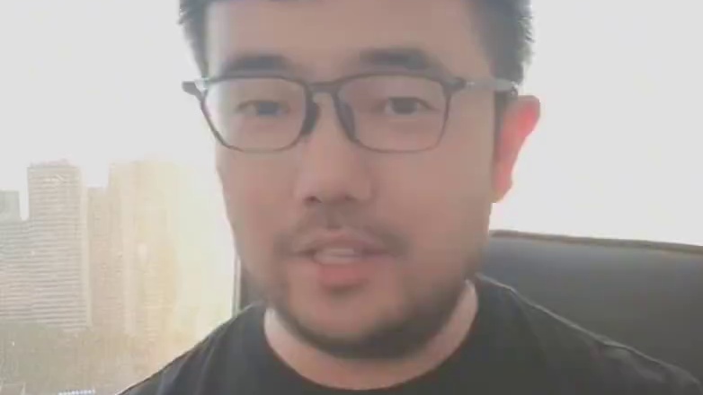 国庆前最后一条视频，不聊足球聊聊人生#A股 #A股成交额刷新历史纪录 #全市场仅8股下跌 #潘伟力