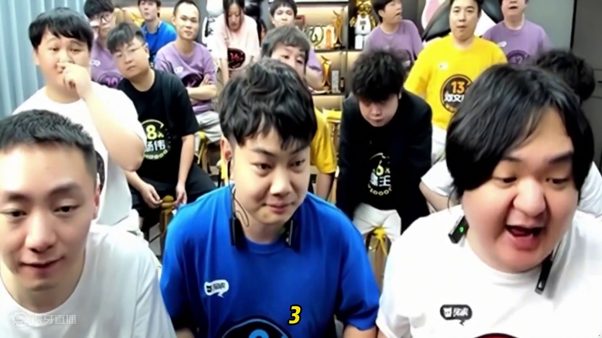 完了被这小子复仇了 