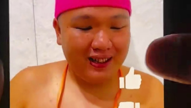 ToRung搞笑 肌肉哥的手为什么不脏呢
#搞笑#解压#哈哈哈娱乐一下 #意不意外