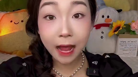 大颗西梅果肉！这个吐司做的也是0蔗糖的哈！不甜腻！0反式脂肪酸，一片275大卡～#饱腹感超强的早餐 