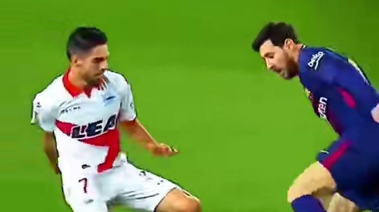 梅西盘带过人精彩瞬间集锦