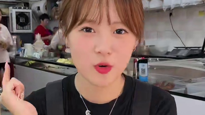 曹氏鸭脖开一家火一家，欢迎全国对曹氏鸭脖感兴趣的伙伴来聊聊#曹氏鸭脖#曹氏鸭脖总部