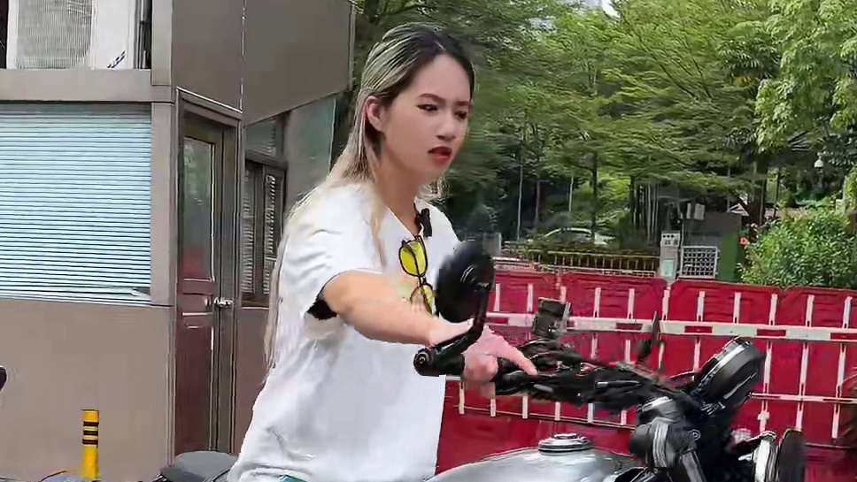 国产巡航两大热门，春风450CLC和CU525，你怎么选？ #深圳铁骑文化 #复古巡航太子 #春风4