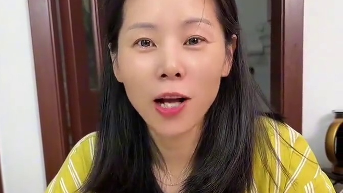 三只松鼠牛肉粒到手足足100粒才这价，这下不用再吃杂牌了，三个口味都好好吃#牛肉粒 #解馋 #大人小