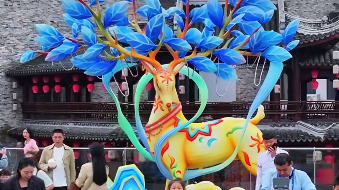 梧田老街周年庆活动，将对梧田老街进行唐风换装，再现大唐盛世，举行麒麟机甲巡游、玄女飞天、域见市集、流