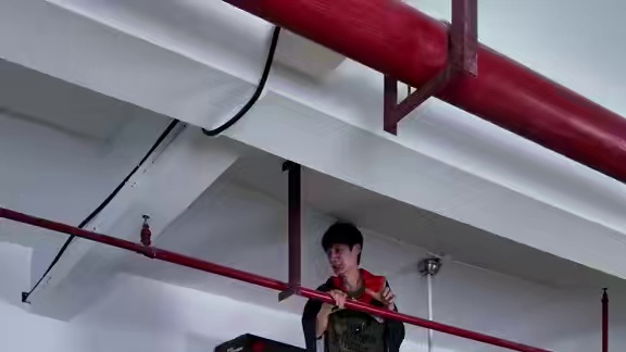 ‘一机之下，万机之上’的~R~O~G~! #diy电脑 #ROG全家桶 #ROG创世神 #装机 #