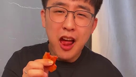 这个湖南的香辣鸭胗真的太好吃了，QQ弹弹的卤的特别入味，真的太过瘾了#好吃到停不下来 #零食推荐 #