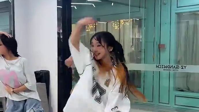 我开心起来真的很开心#帅哥街舞 #hiphop #飞现编舞 #baby #justinbieber