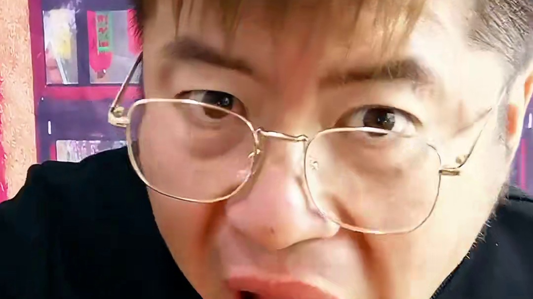 #吃货日常 吃了一碗酸辣无骨鸡爪拌饭#这一碗好过瘾