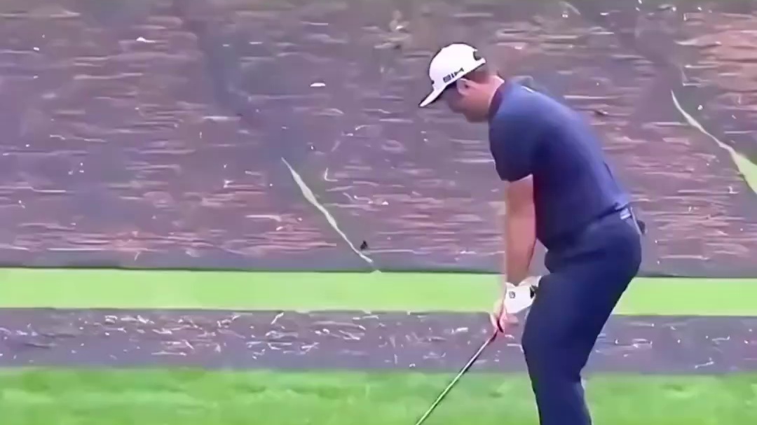 美国高尔夫大师决赛，镜头没给到球洞那一刻你都不知道球洞在哪！ 