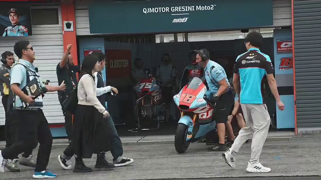 QJMOTOR客场挑落本田及一众对手 勇夺Moto2日本站冠军，为国庆献礼，带中国车迷过大年！#QJ