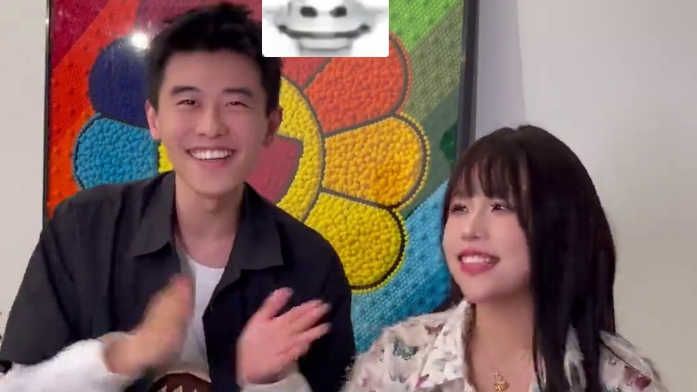 “我送你的礼物你不会不喜欢吧”#惊喜跟礼物都是来自爱你的人