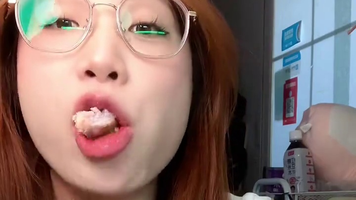 校园vlog｜烤鸭卷饼搭配火鸡面也太美味了吧～#美食vlog #大学生 #记录真实生活 #校园生活 