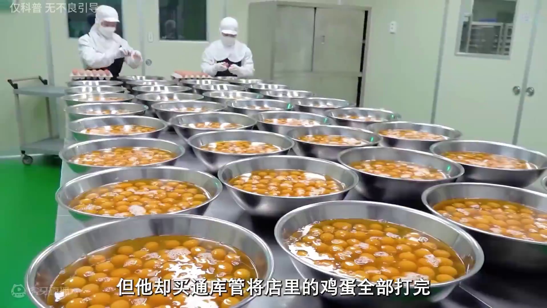 不甜不腻、奶香十足、湿软绵密的面包，而且还是岩烧肉松的新口味，早餐或者饿了的时候来一个真的太棒了#面