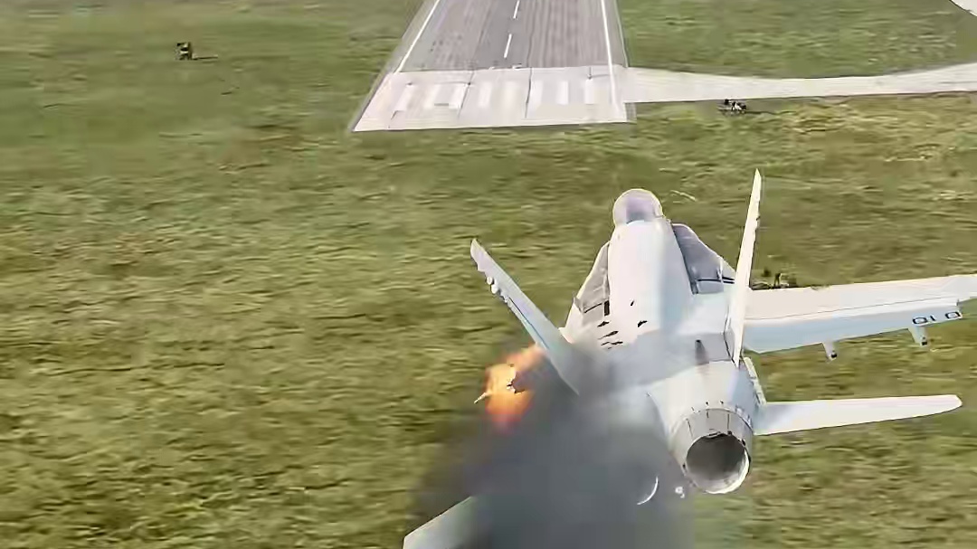 模拟器：断避飞机艰难落地机场#飞机