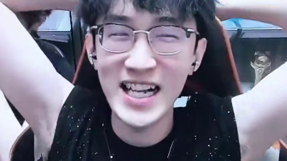 为何某游戏迟迟不出？ #我浮夸真的要强 #mmorpg #直播录像