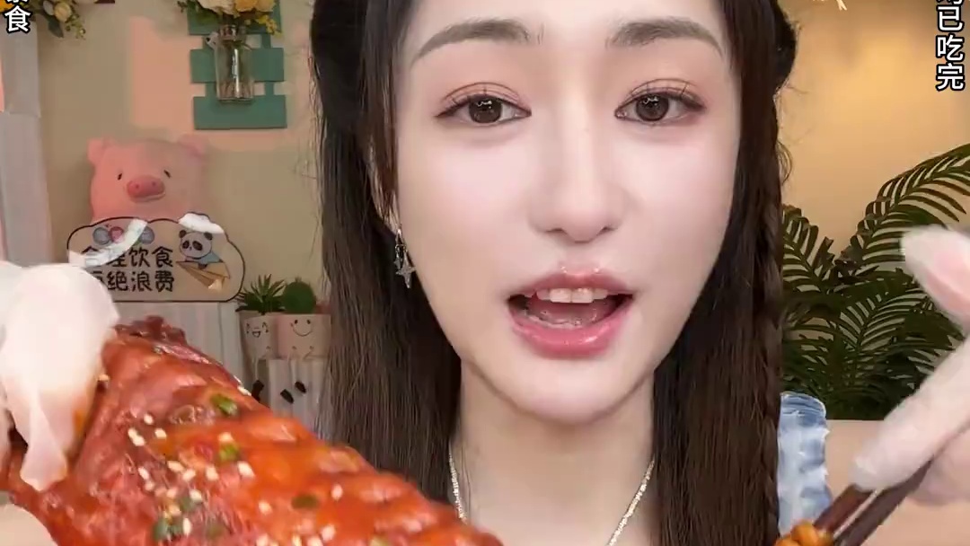 这顿深夜的韩式辣锅我先替你们尝一尝，真的香迷糊了~ #哎呀妈呀太香了 #吃货日常 #好吃到停不下来 