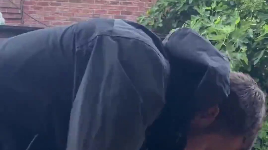 英式乡村庭院小木屋。#阳光房 #谁不想拥有一个小木屋呢 #小院改造 #木屋搭建 #木屋建造