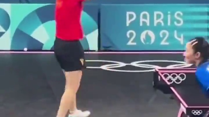 国乒女子团体比赛，什么是超级逆转！梦鱼组合（陈梦&王曼昱）告诉你！赛点局！连追5分！最后拿下比赛！拼