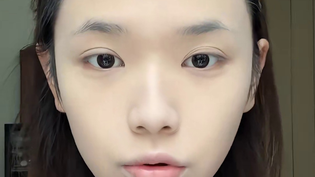 韩系淡妆｜不是我说美女就该画这种 #妆前妆后  #新手化妆教程  #今日妆容 #美妆  #玫珂菲轻烟