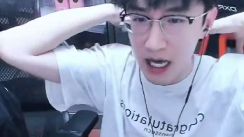 蔡哥回应关于新时装的节奏 #逆水寒手游  #我浮夸真的要强 #逆水寒全民制作人