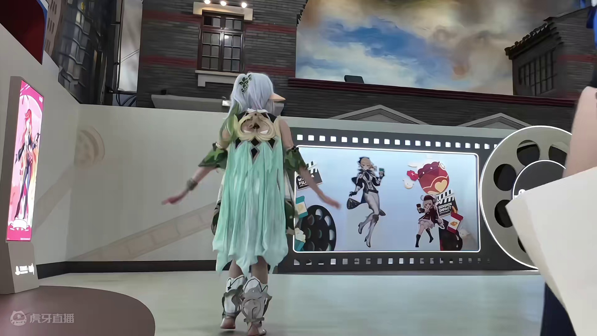 原来你也在万达！ #原神 #原神纳塔 #原神玩家还是太全面了 #火之国度 #优菈