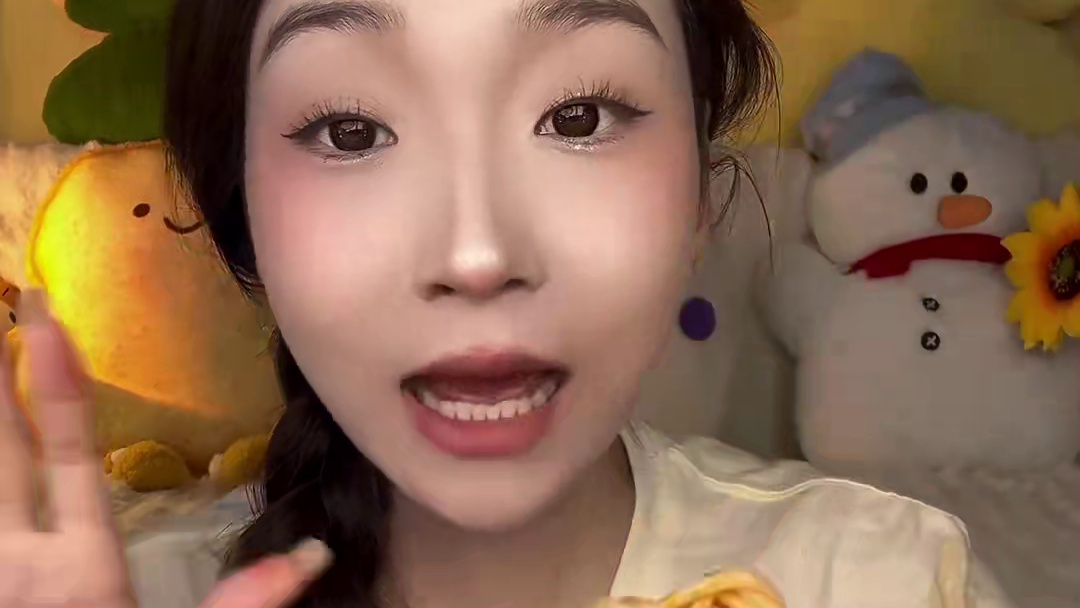 姐妹们有没有吃过这家的螺蛳粉！！！！！粉量大！能吃饱！汤底不齁咸但浓郁！#天儿冷吃点啥 #解馋 #嗦