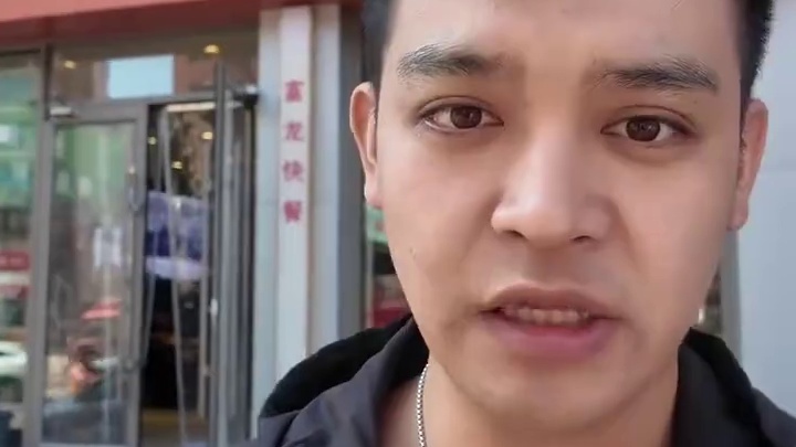 给全国人民一点小小的东北盒饭震撼，16块钱40个菜！#各国干净饮食大赏 #夜尽兴吧 #干净饮食 #寻