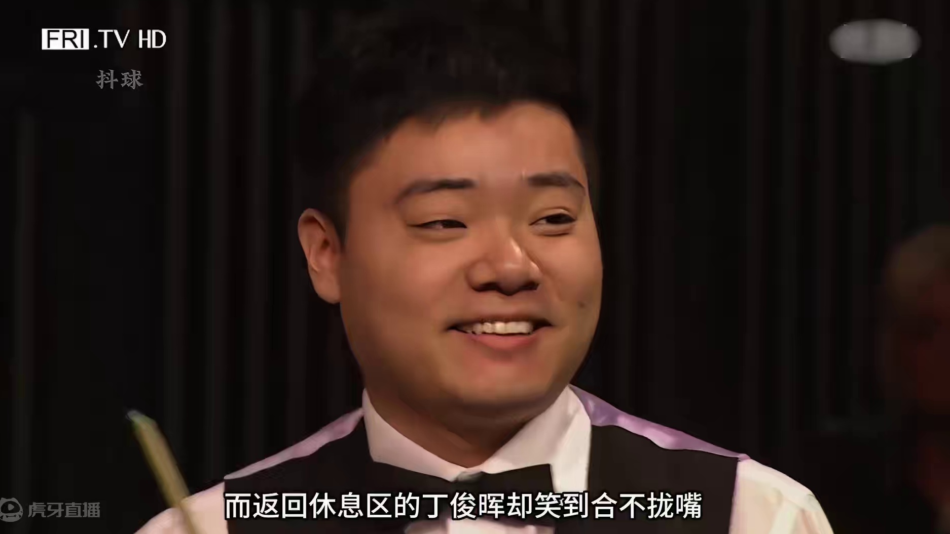 丁俊晖一本正经搞笑，耍赖解球毫无破绽，老杨：你真会玩 #斯诺克 #台球 #体育 #丁俊晖