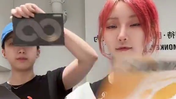 恭喜超级猩猩距离百年老店还有90年 #超级猩猩十周年 #超级猩猩#supermonkey超级猩猩健身