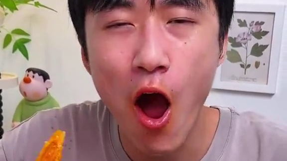 这个旋风豆卷撕着吃真的太好吃了！咸咸辣辣脆脆的#好吃到停不下来 #无辣不欢 #零食推荐