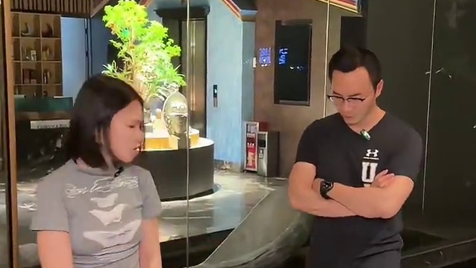 惊呆了，番禺钟村这家岭南四合院，139有一只黑松露烧鹅，鲜嫩爆汁!!#烧鹅 #番禺