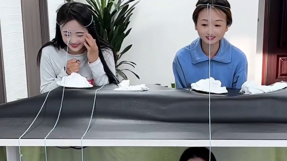 谁是幸运儿哈哈哈，太好玩了 #真会玩系列 #意想不到的结局 #办公室游戏 #搞笑