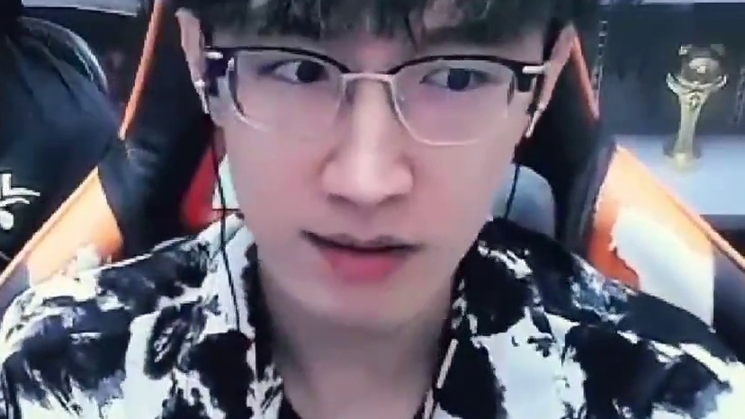 蔡哥终是被磨平了棱角 