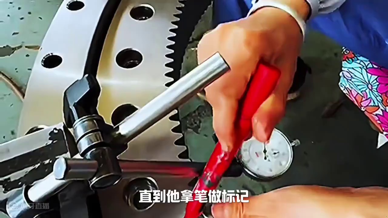 质检靠手摸，高手在民间 #搞笑视频 #搞笑配音 #大娟配音 