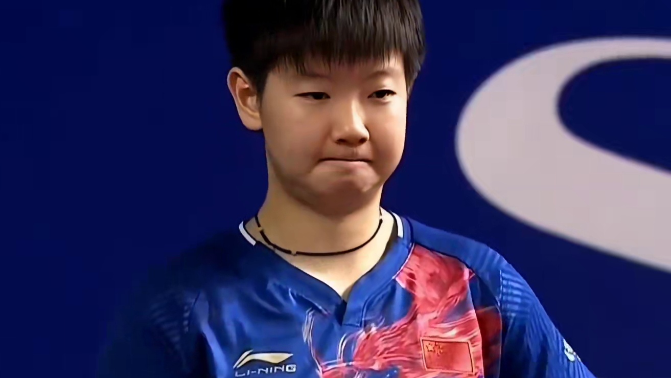 18岁的莎宝让丁宁连连摇头，又让刘诗雯对她不断点头，连胜两位师姐拿到亚锦赛冠军，真的太牛了。#孙颖莎