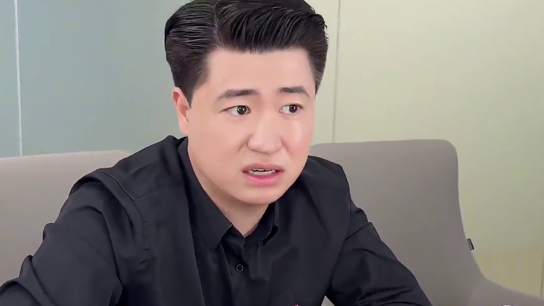 小虎和稀洛因代表斗智斗勇，终于把三文鱼面膜机制拿下！击穿底价的力度，库存不多，你一定要来！#外国媳妇