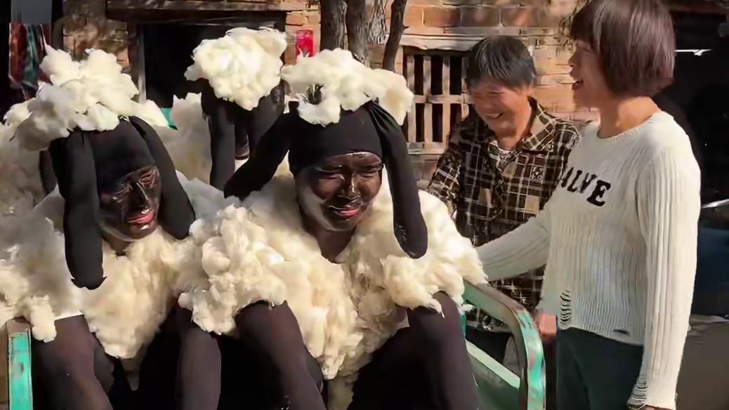 我弟买的羊咋样哈哈哈哈哈哈哈#烫一下就卷花#拉面范刀削面