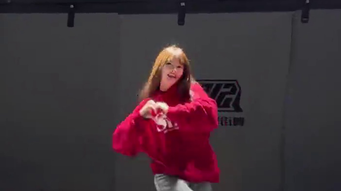 这支舞是蹭的叮叮老师的哈哈哈 #cc编舞 #这首歌写给你听 #hiphop