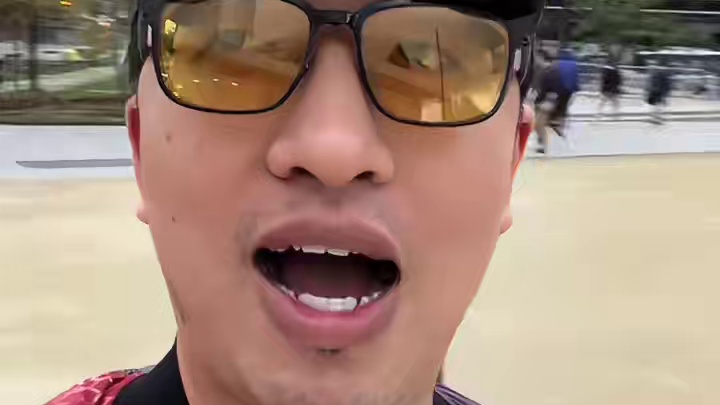 现场看爽死，FLY做到了搏至无憾 #英雄联盟s14 #GEN 恭喜GEN，期待他们跟T1的对决。