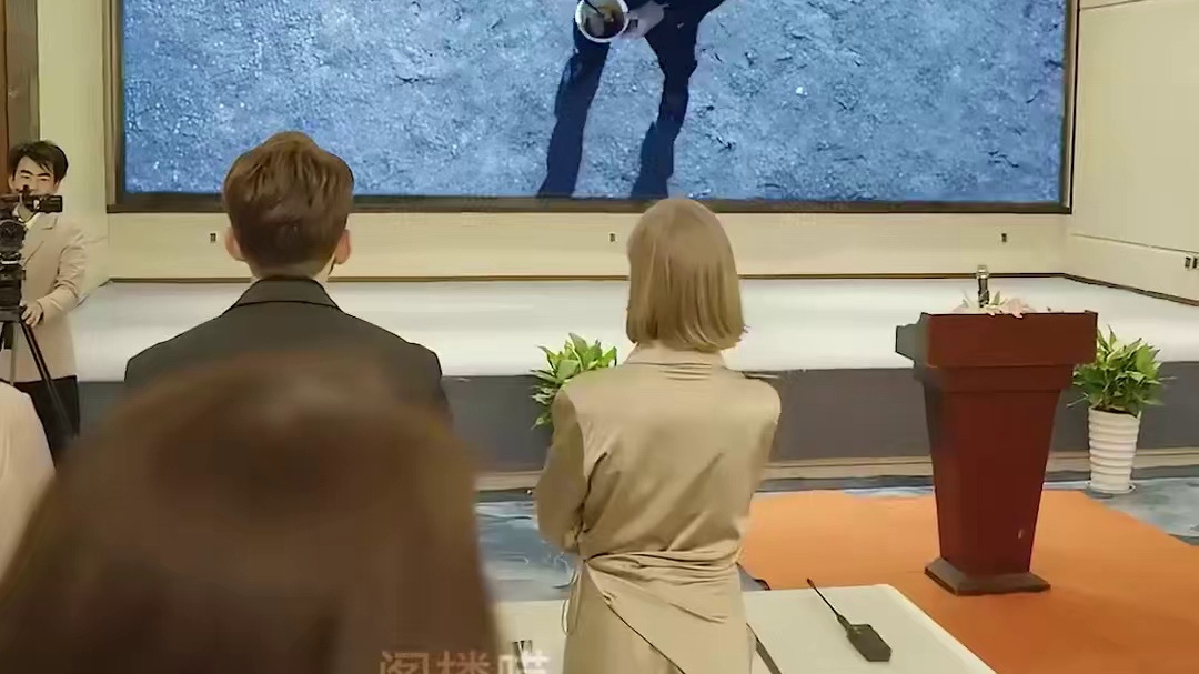 小伙意外发现，爷爷留给他的矿洞里有个秘密