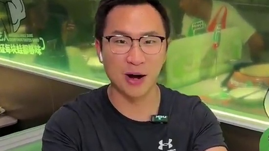 天呐，萝岗人有出息了，只有在萝岗万达的淘蛙才能吃到厚汁干锅蛙，更酥嫩更入味香透了!!!#干锅牛蛙 #